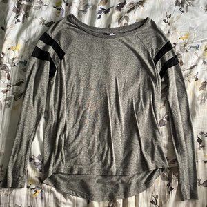 S H&M Heather Gray Long Sleeve Tee